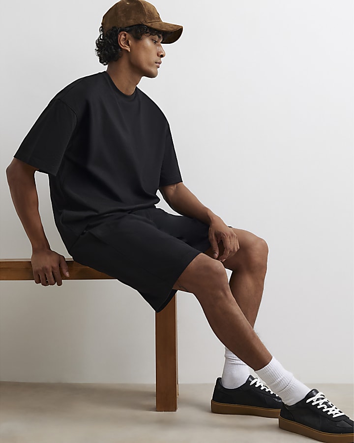 Black Oversized Fit T-Shirt And Shorts Set