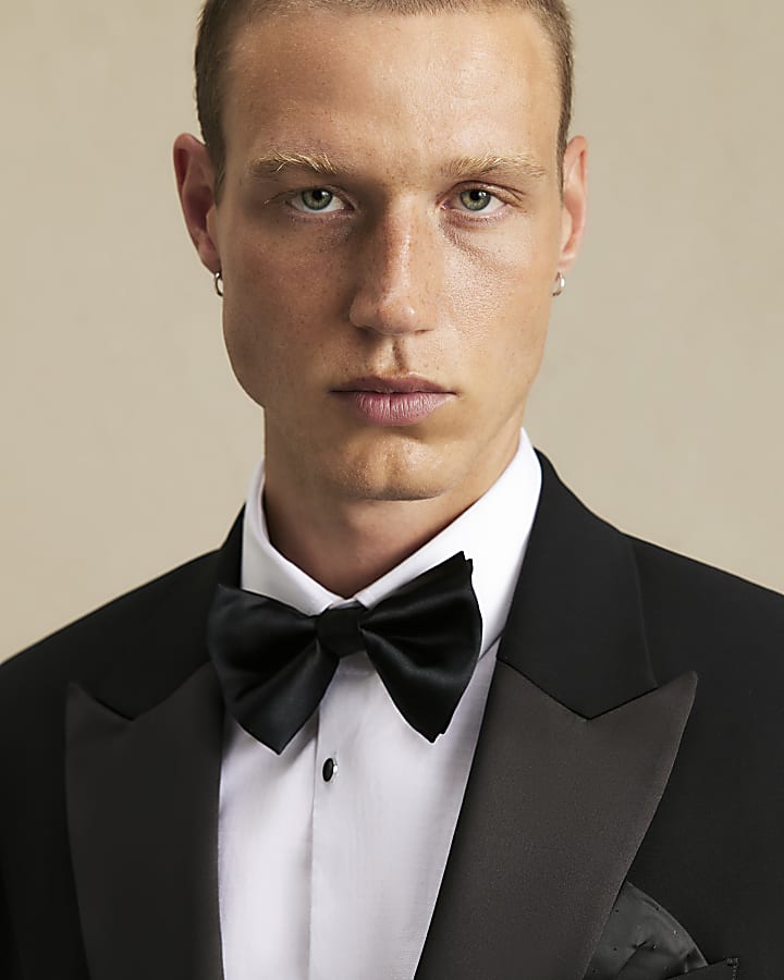 Black Velvet Bow Tie