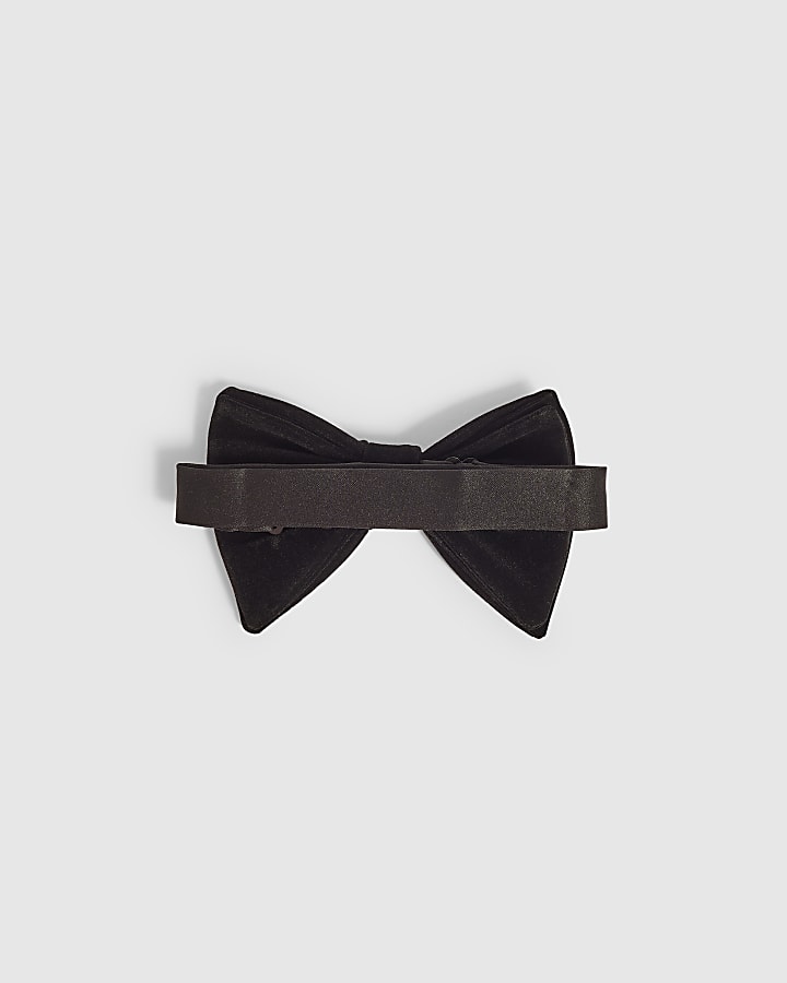 Black Velvet Bow Tie