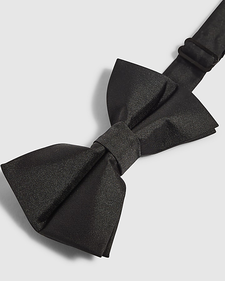 Black Core Bow Tie