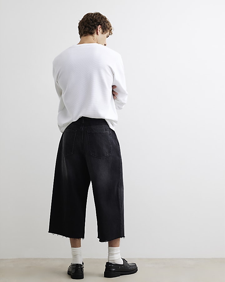Black Extreme Baggy Jorts