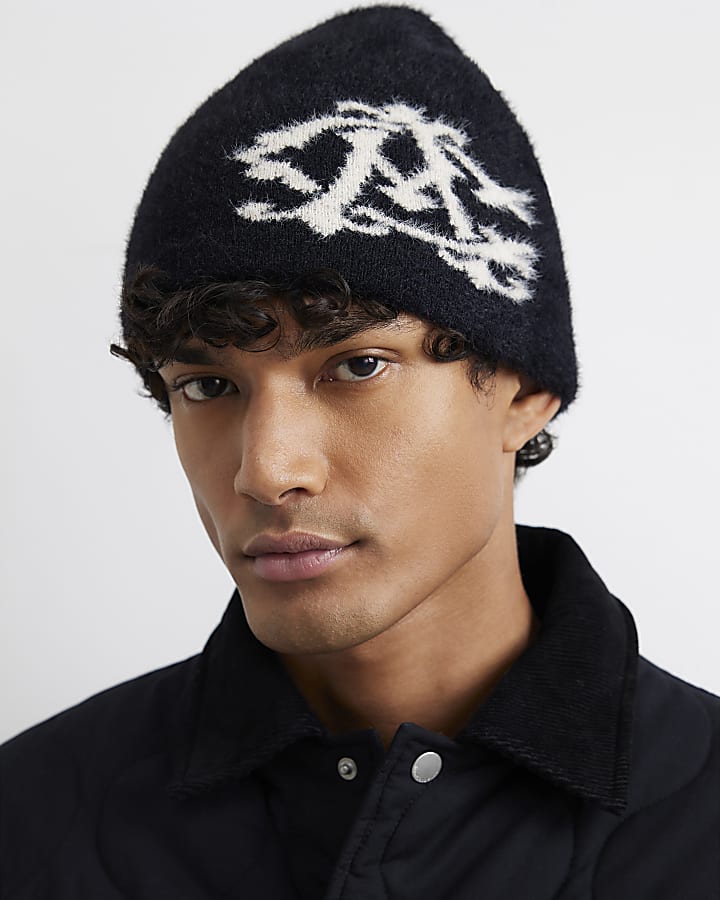 Black Fluffy Skull Graphic Beanie Hat