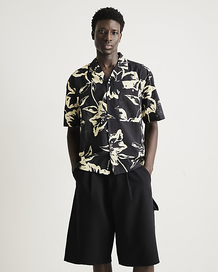Black RI Studio Floral Short Sleeve Shirt