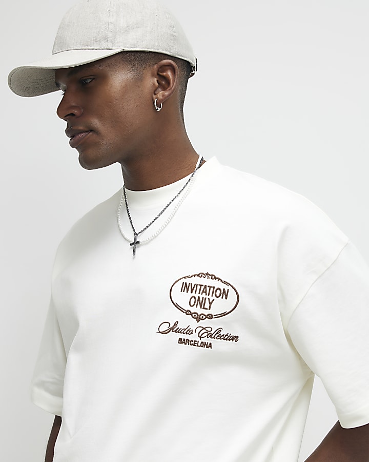 White Cotton Floral Vase T-Shirt