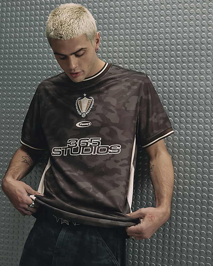 Brown Regular Fit Camo Football T-Shirt