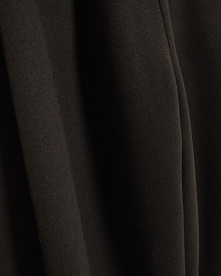 Brown Crest Pleated Barrel Leg Joggers