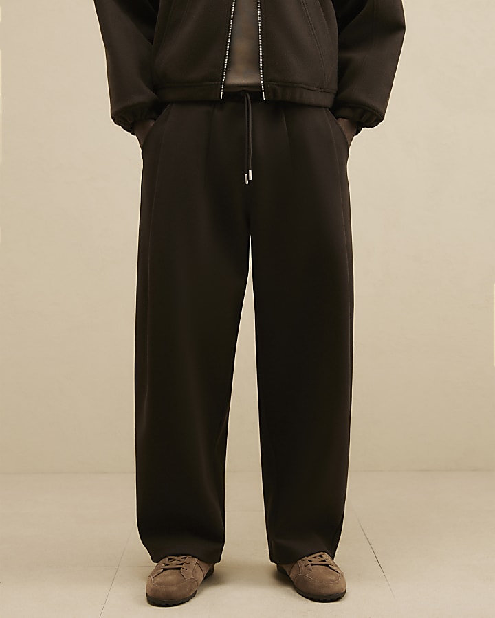 Brown Crest Pleated Barrel Leg Joggers