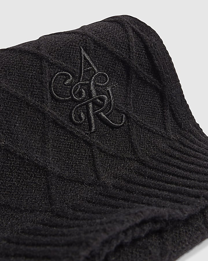 Black Diamond Knit Scarf And Hat Gift Set