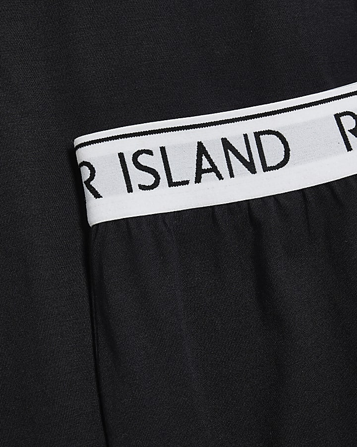 Black Cotton T-Shirt And Trousers Pyjamas Set
