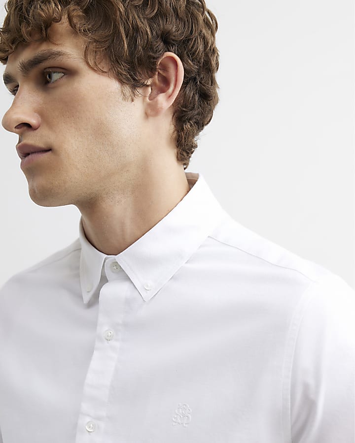 White  Muscle Fit Long Sleeves Oxford Shirt
