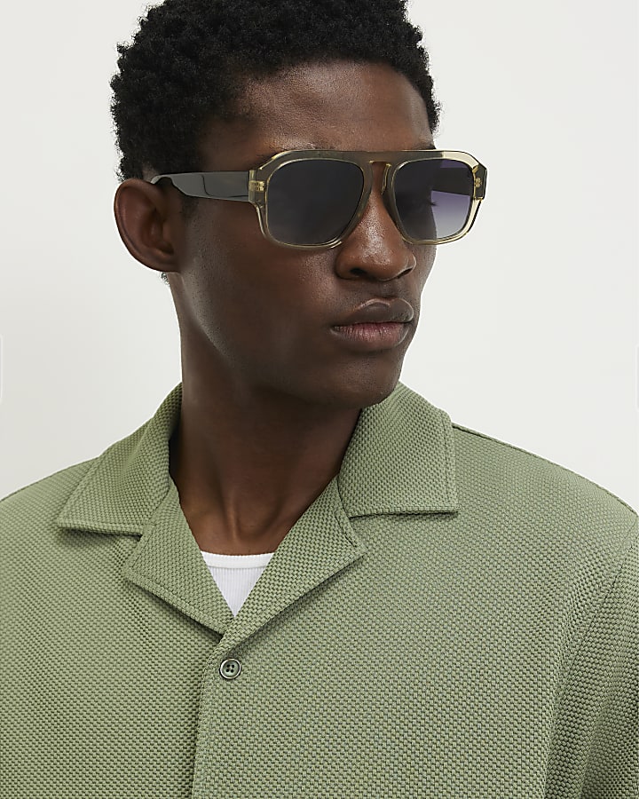 Green Regular Fit Textured Shirt