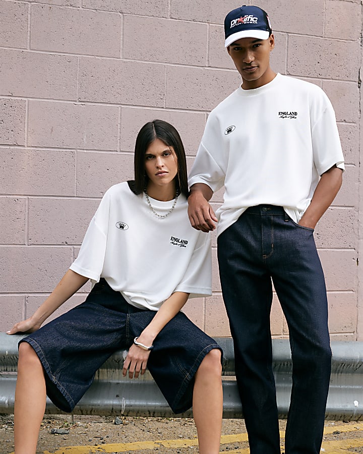 White Oversized Fit England Gothic T-Shirt