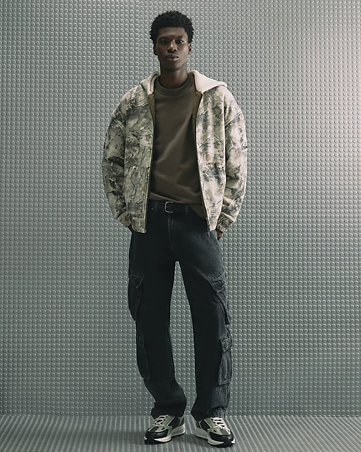 Black Loose Fit Cargo Jeans