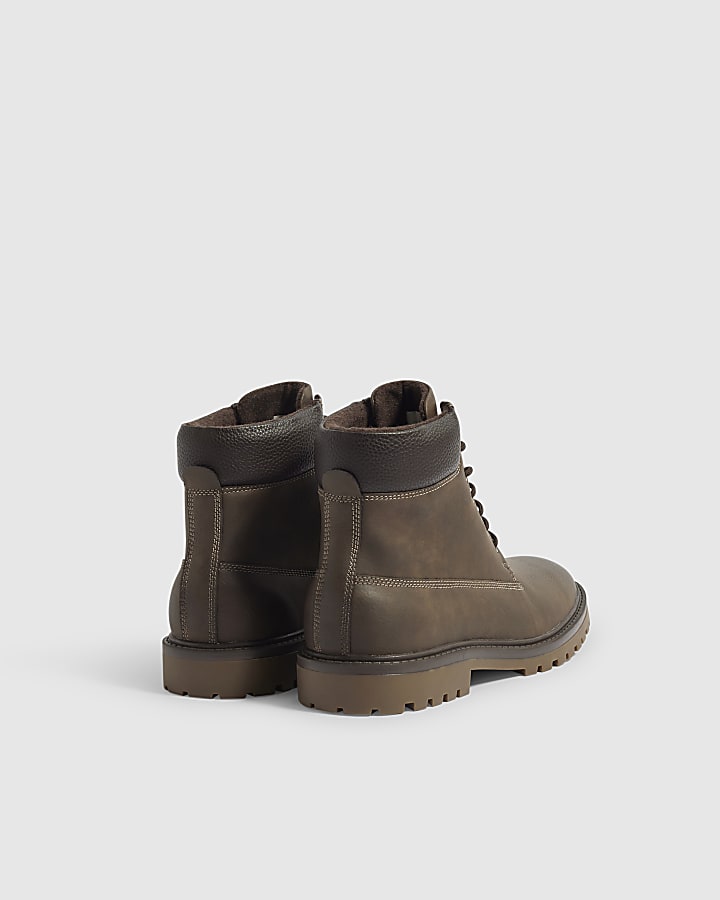 Brown Padded Collar Lace Up Boots
