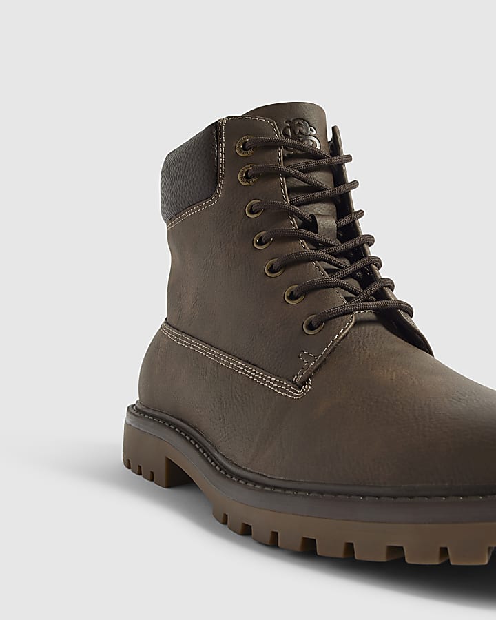 Brown Padded Collar Lace Up Boots