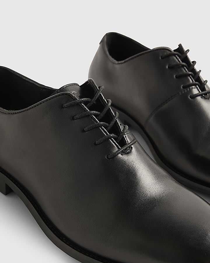 Black Seamless Leather Oxford Shoes
