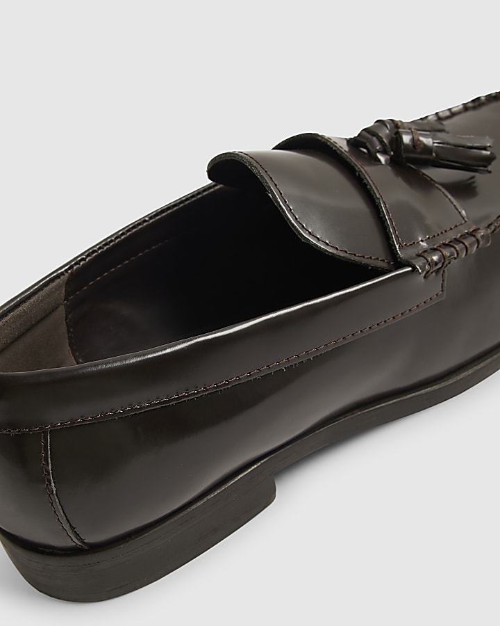 Brown Leather Textured Tassel Loafers