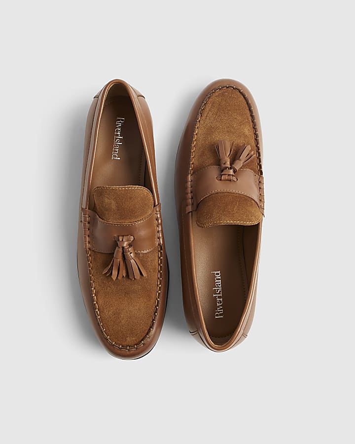 Brown Leather Textured Tassel Loafers