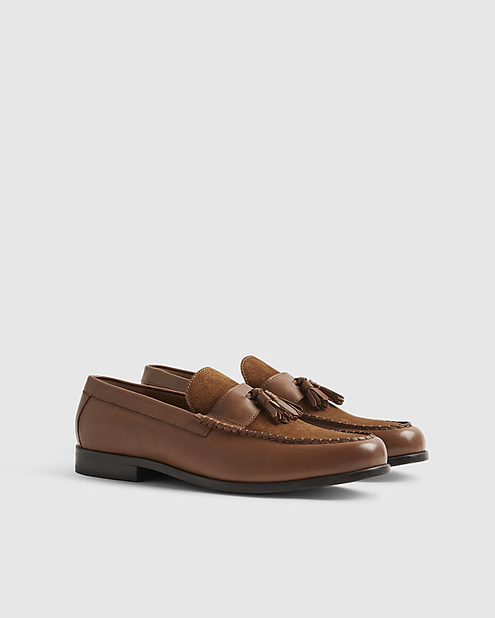 Brown Leather Textured Tassel Loafers