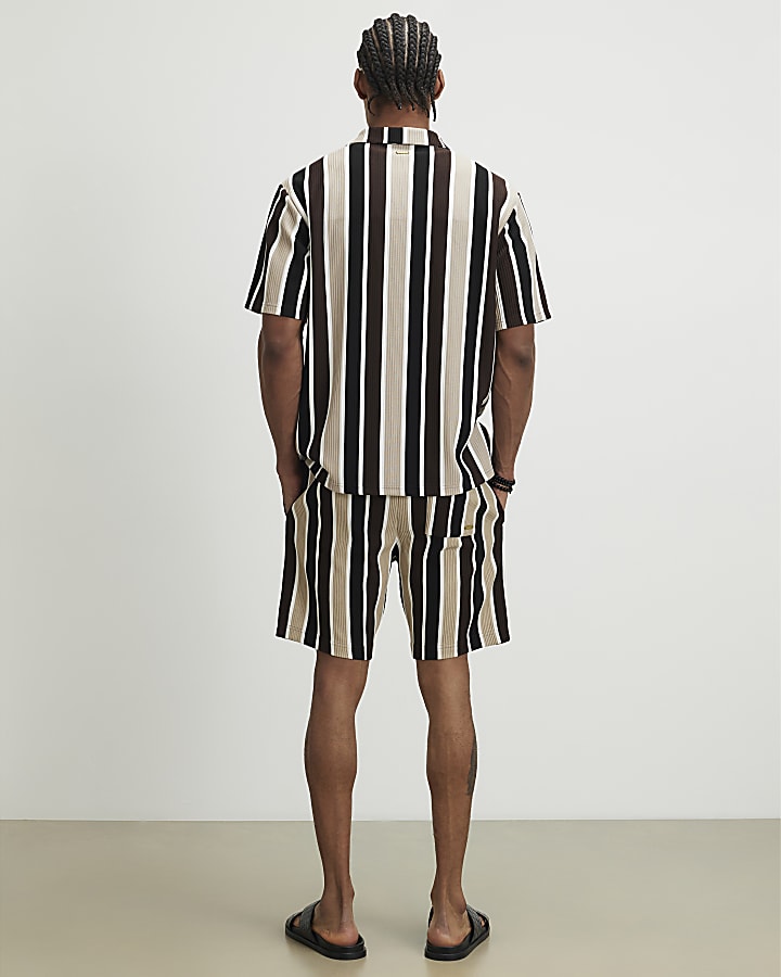 Brown Slim Fit Stripe Shorts