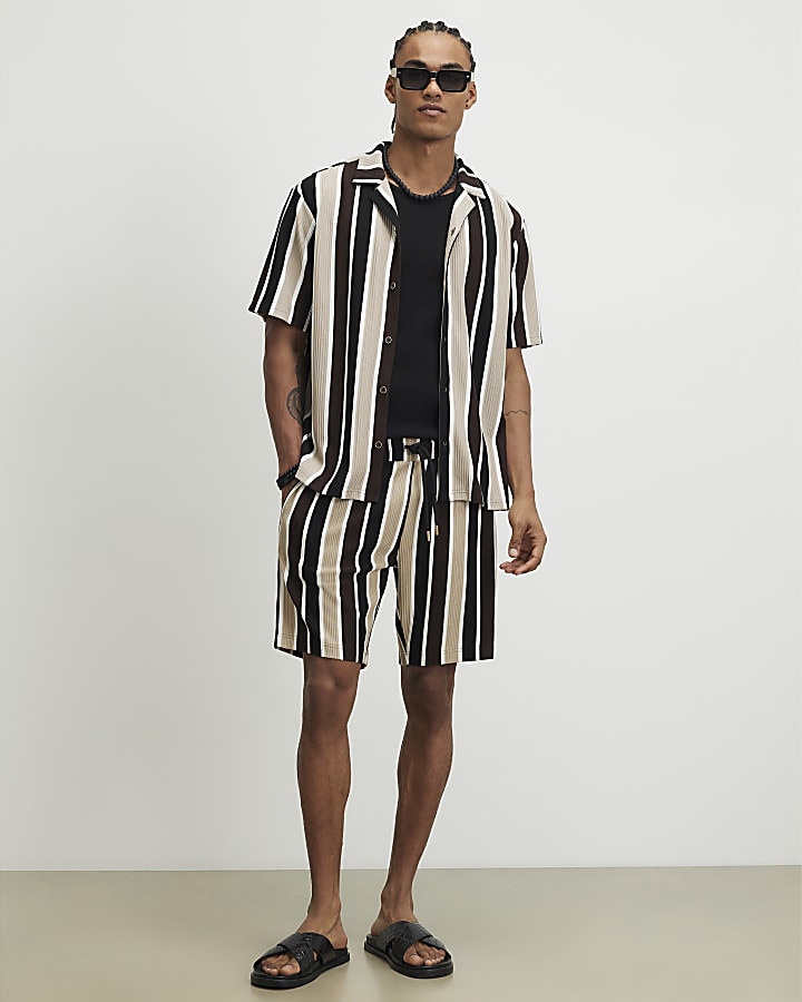 Brown Slim Fit Stripe Shorts