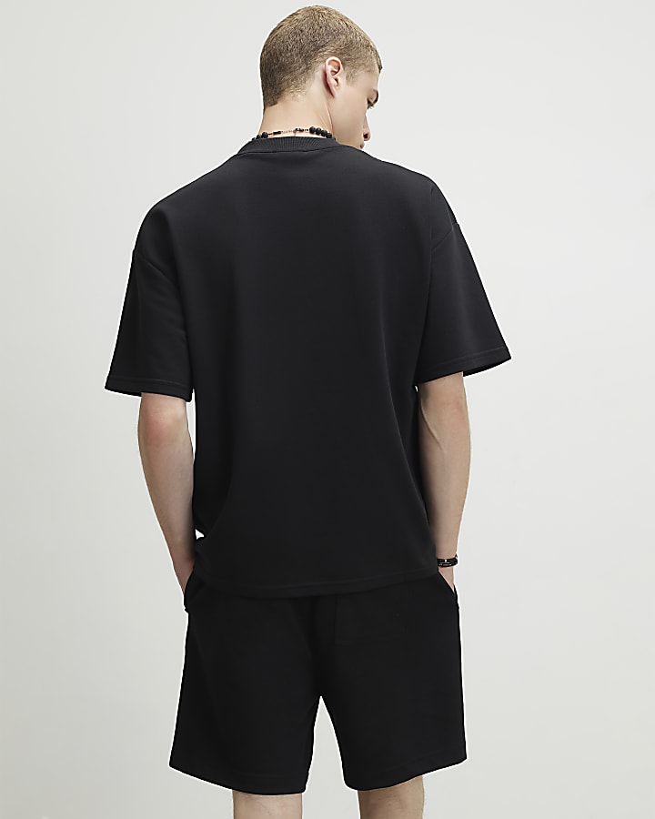 Black Regular Fit Roping Shorts