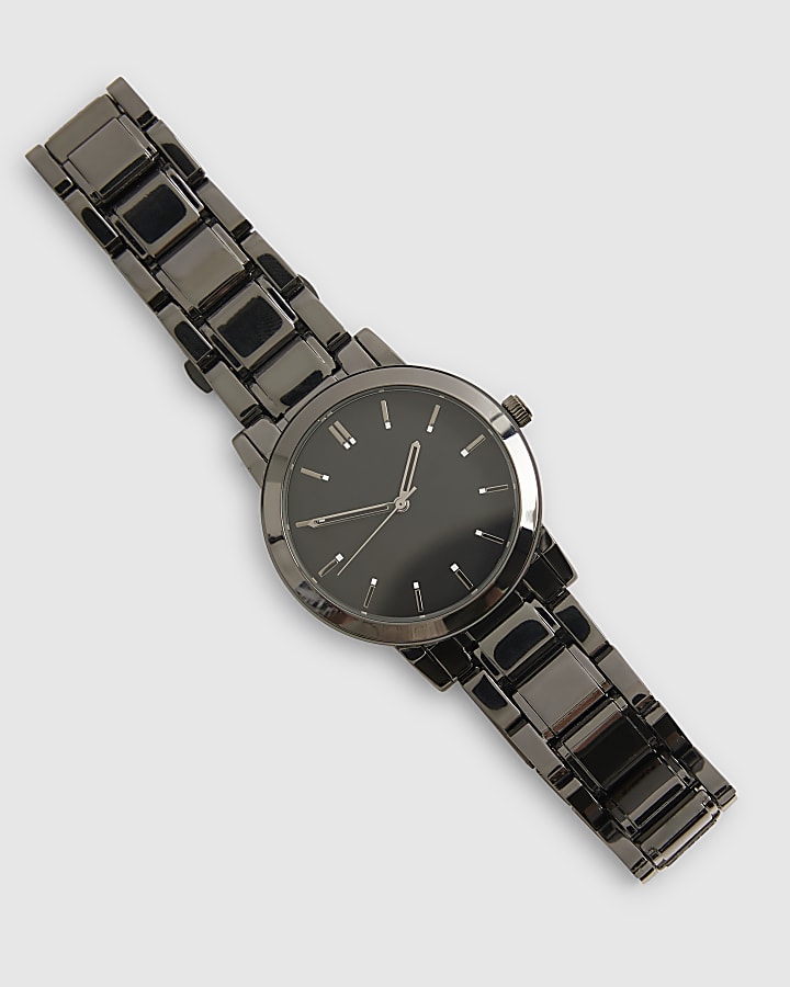 Black Metal Strap Watch