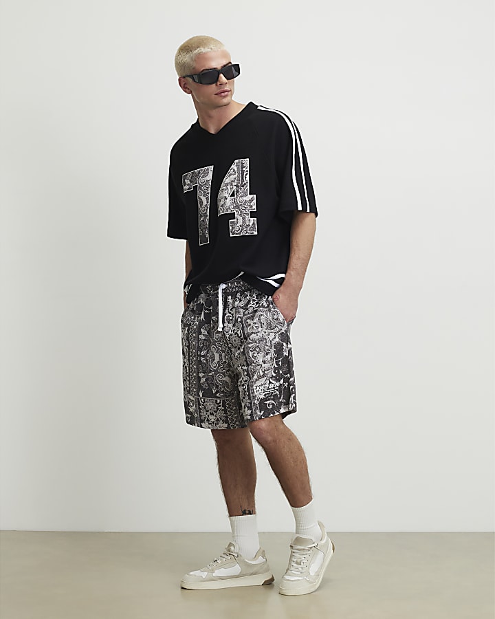 White Regular Fit Tapestry 74 Shorts
