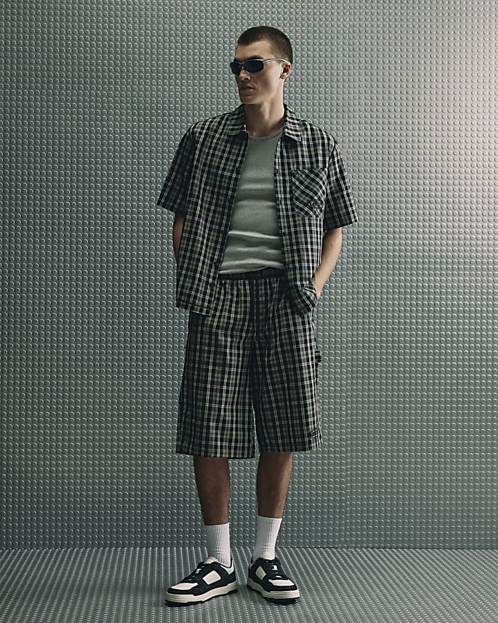 Black Check Jorts