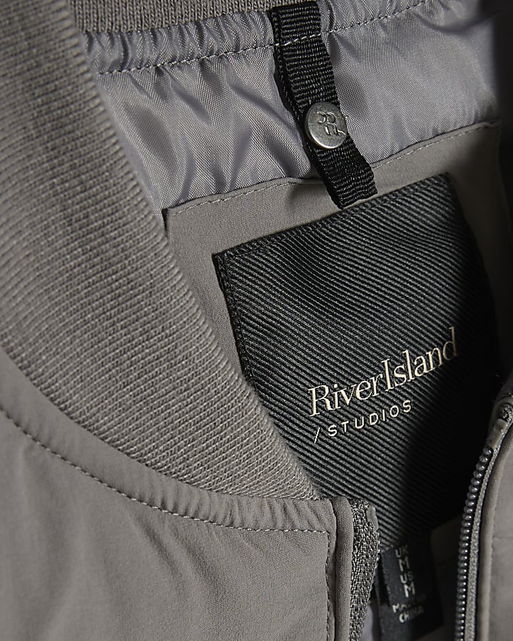 Grey Muscle Fit MCMXII Gilet