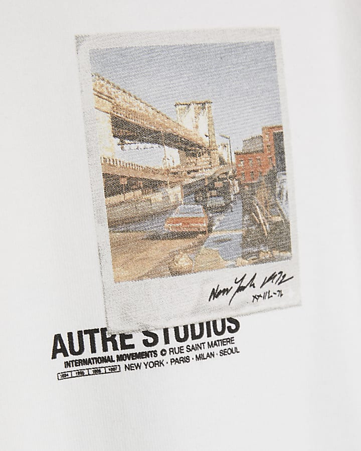 White Oversized Fit Autre Studio Pic T-Shirt