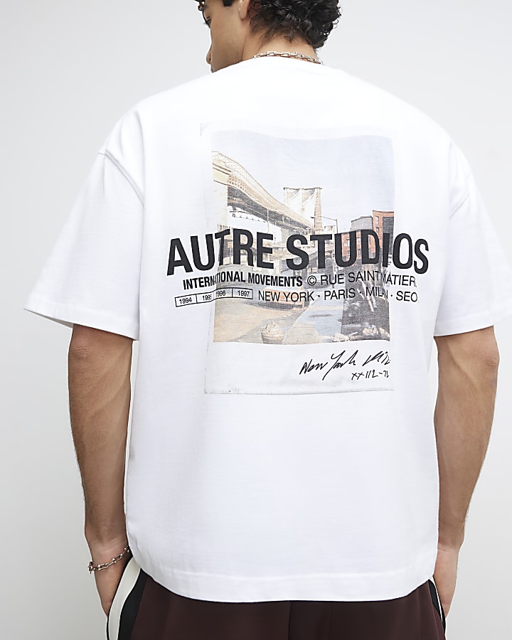 White Oversized Fit Autre Studio Pic T-Shirt