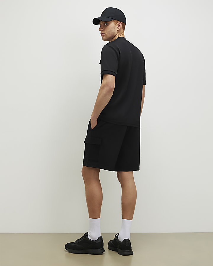 Black Regular Fit Cargo Shorts