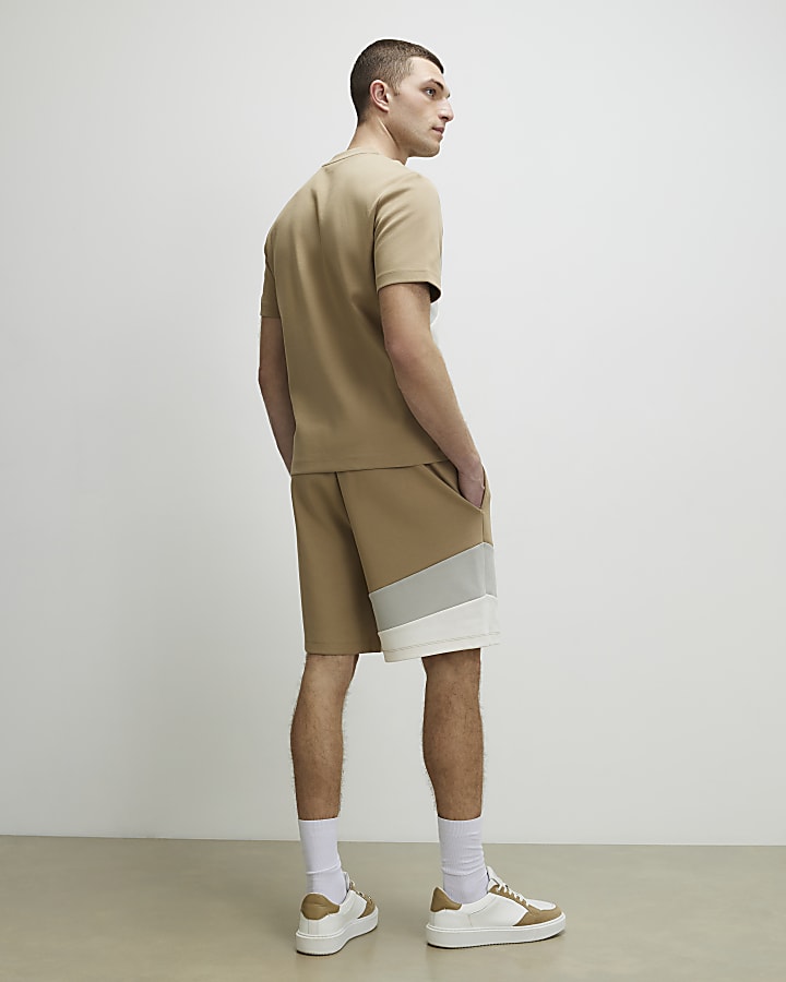 Beige Regular Fit Colour Block Shorts