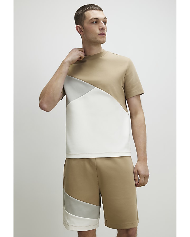 Beige Regular Fit Colour Block Shorts