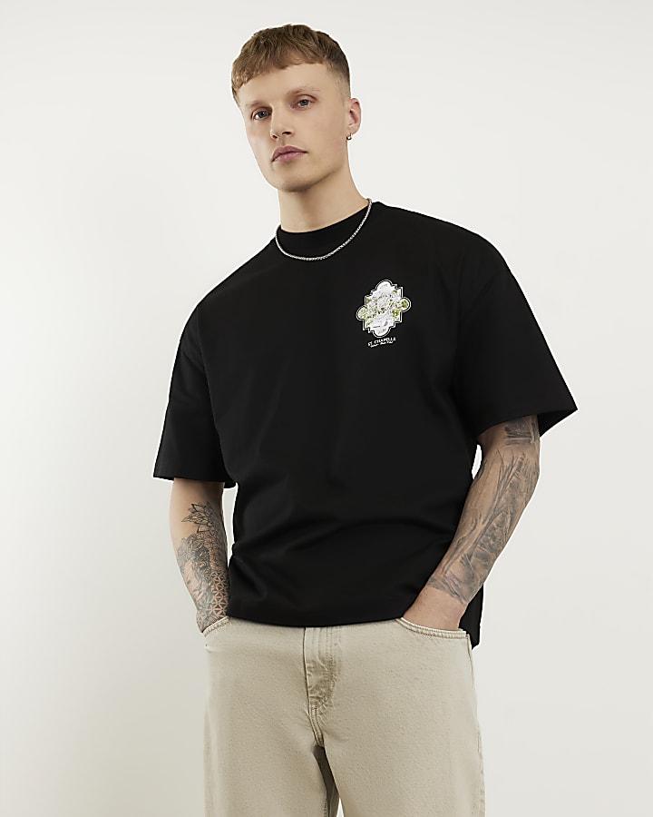 Black Oversized Fit St Chapelle Car T-Shirt