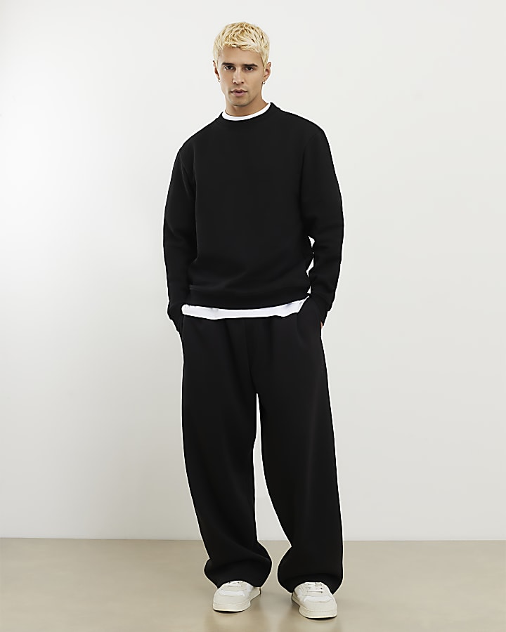 Black Regular Fit Sweatshirt