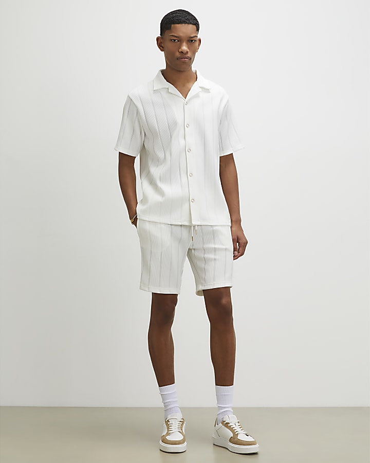 White Regular Fit Textured Stripe Shirt