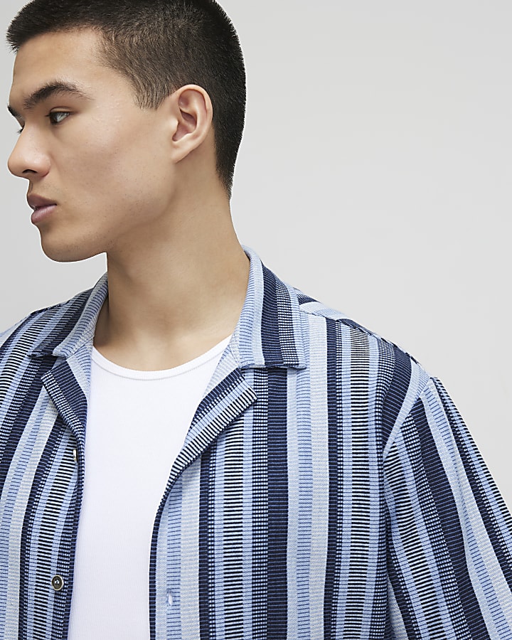 Blue Regular Fit Geometric Print Shirt