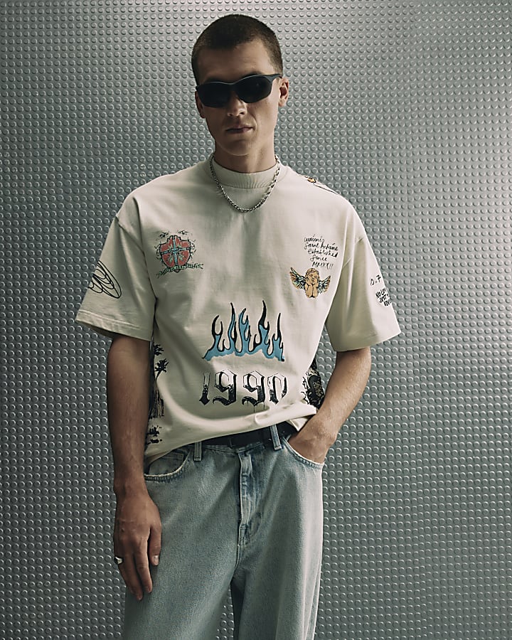 Beige Oversized Fit Graffiti Print T-Shirt