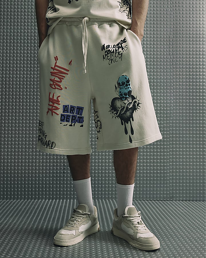 Beige Graffiti Print Jort