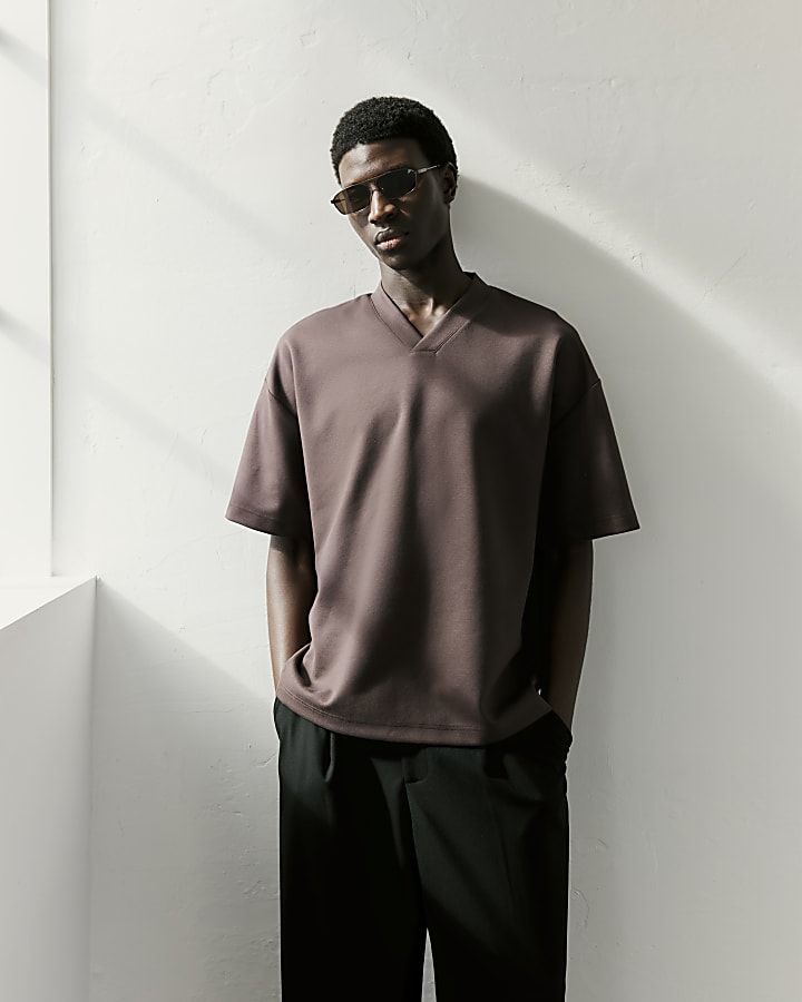 Brown RI Studio Boxy V Neck T-Shirt