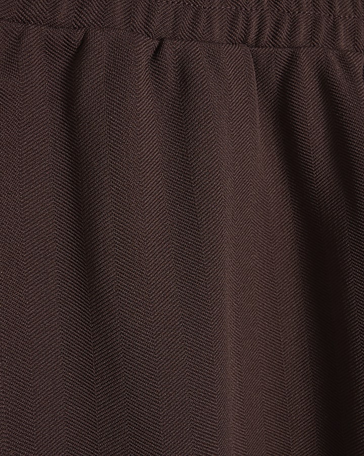 Brown Slim Fit Piped Textured Joggers