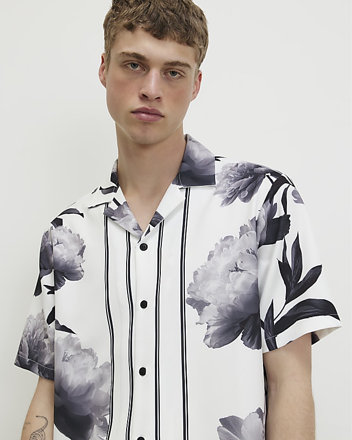 White Short Sleeve Monochrome Floral Shirt