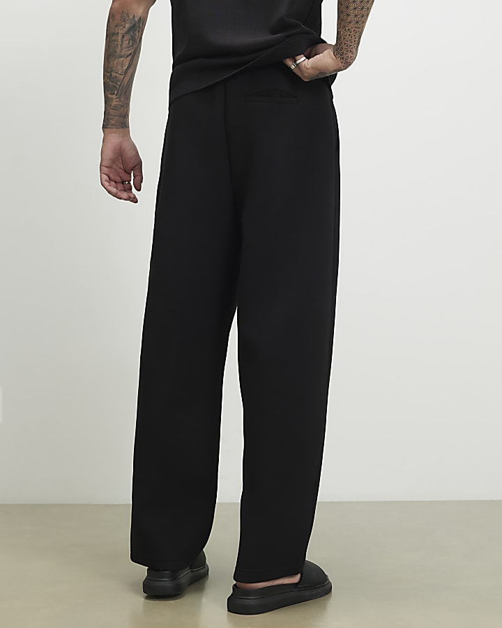 Black Barrel Fit Pleated Joggers