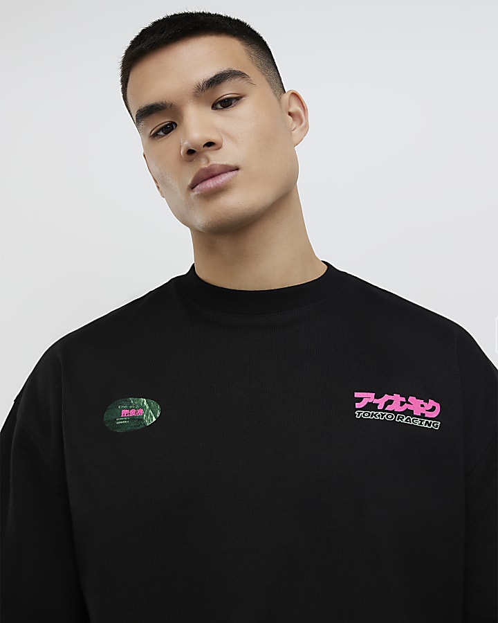 Black Oversized Fit Japanese Car T-Shirt