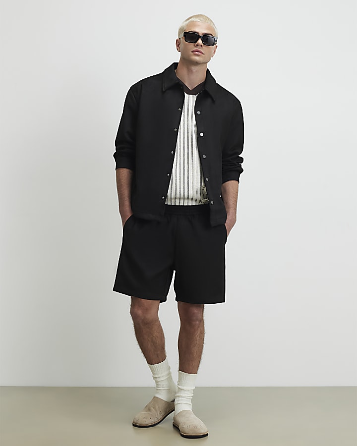 Black Pull On Faux Suedette Short