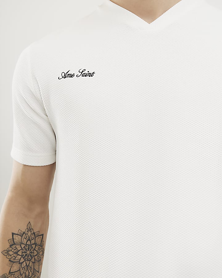 White Slim Fit V Neck MCMXII T-Shirt