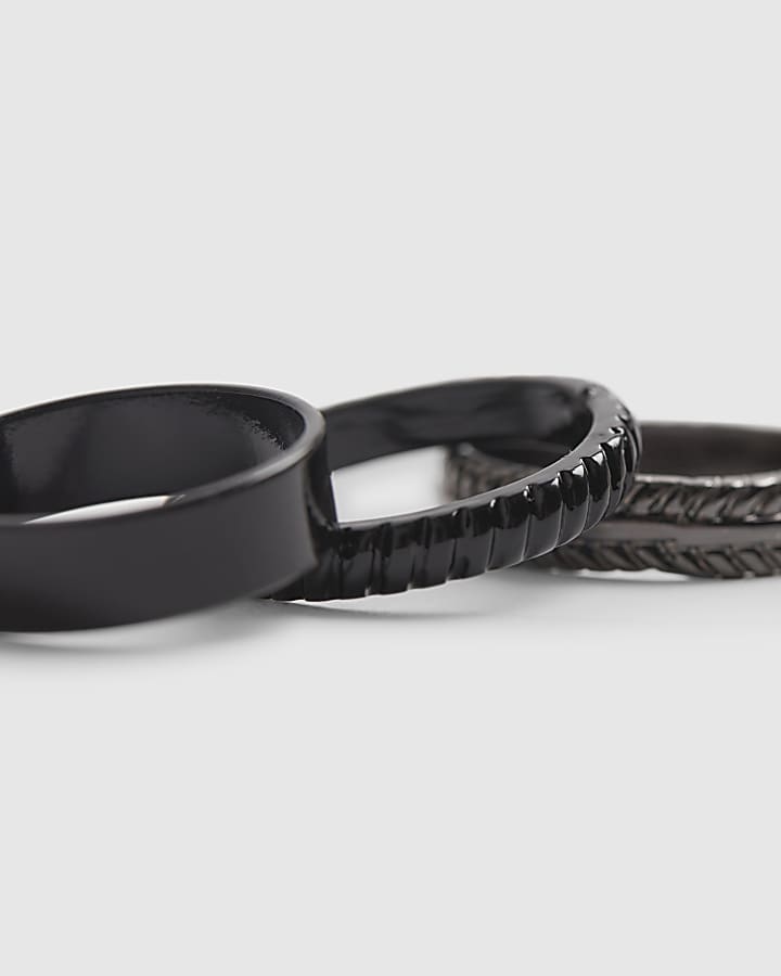 Metal Silver And Black Rings 7 Pack