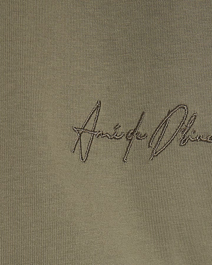 Khaki  Regular Fit Curve Hem T-Shirt